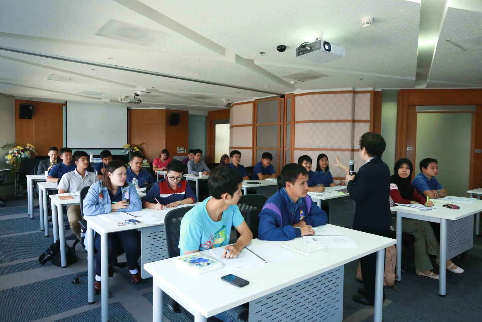 มูลนิธิปิดทองหลังพระ — ภาพจริงจากเว็บเดิม ComInnoCenter