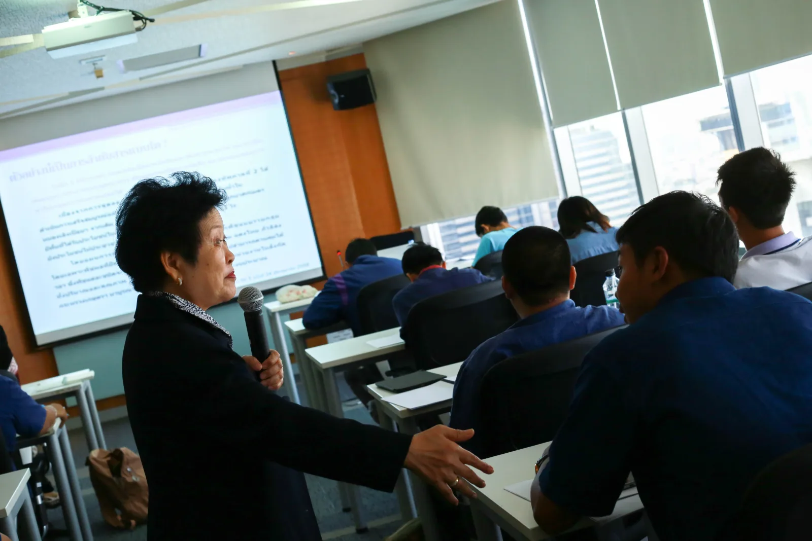 มูลนิธิปิดทองหลังพระ — ภาพจริงจากเว็บเดิม ComInnoCenter